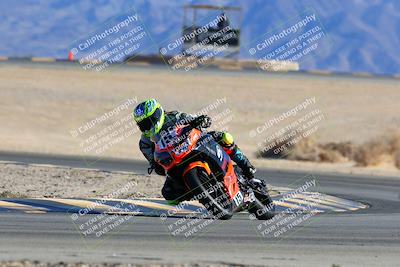 media/Jan-08-2022-SoCal Trackdays (Sat) [[1ec2777125]]/Turn 4 (1145am)/